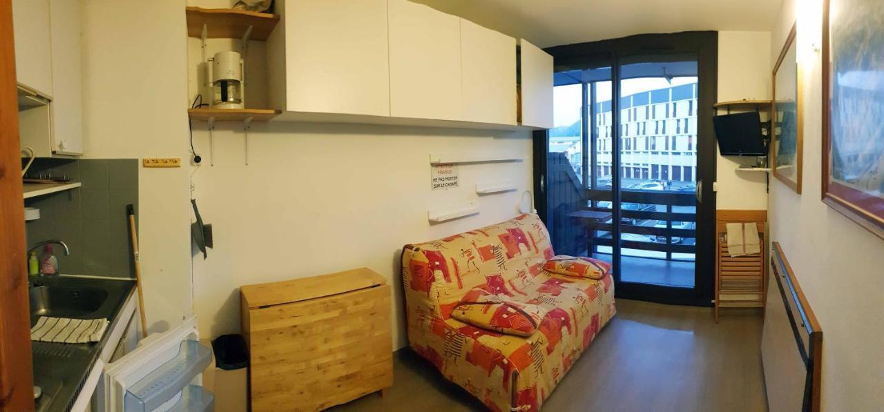Appartement Au Pied Des Pistes De St Lary Сен-Лари-Сулан Екстериор снимка